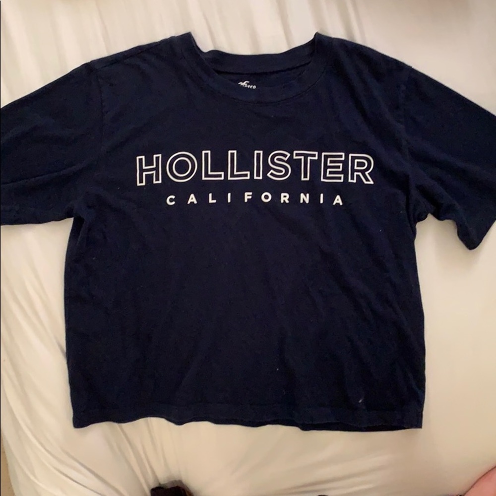 Hollister t shirt